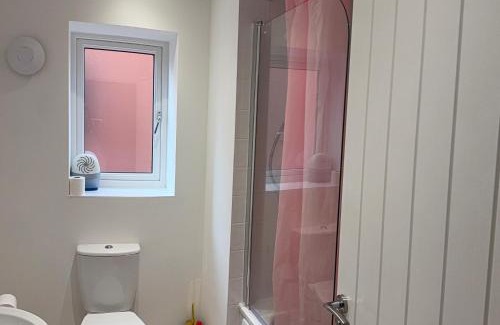 Cradley House | Large Double Room