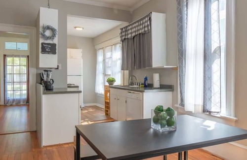 Columbus House | Large Downtown Home - The Sunny Southern Manse
