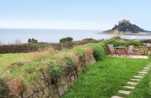 Marazion Cottage | Large, enchanting cottage with garden. Stunning views- St Michaels Mount & Bay.