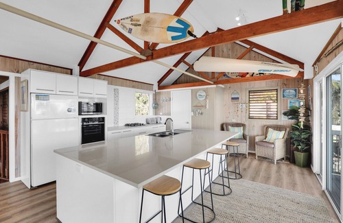 Point Lookout House | Large family beach house set high on the hill with ocean views.