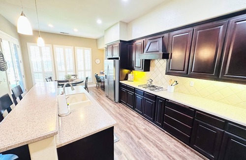 Chico House | Large family friendly home for all occasions!