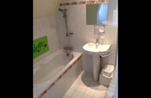 Autrans-Meaudre-en-Vercors House | Large family home 7 bd. 15p and +Possibility of renting from Sunday to Sunday