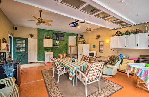 Richmondville House | Large Family Home w/Deck & Yard on Lake Huron
