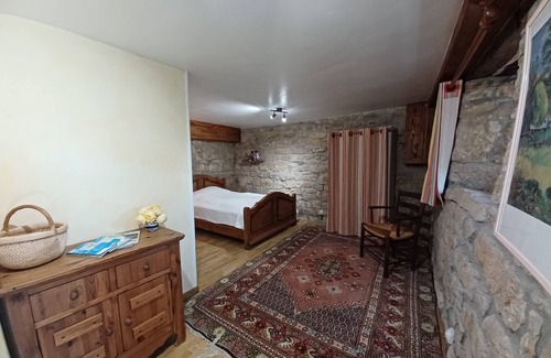 Grezes Bed & Breakfast | Large family home with character in authentic Lozère village