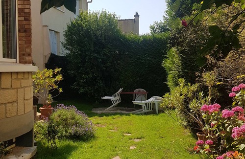 Cachan House | Large family home with garden, 20 minutes from Paris by RER