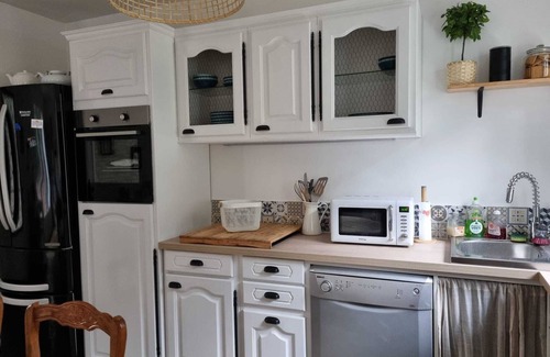 Saint-Pierre-d'Oleron House | Large family house, large garden in an oyster site close to the beach