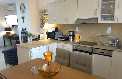 Makry Gialos Villa | Large family house with sea view and 2 pools