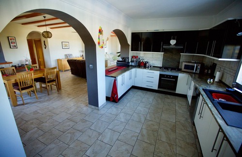 Navarres Villa | Large Family Villa: private pool, near lake & beach - Sleeps 10