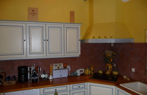 Saint-Quentin-la-Poterie Villa | Large house in a beautiful Mediterranean garden - Pool and private cottage