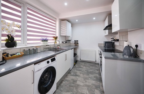 Weston on Trent House | Large Garden+Fast WiFi+Sleeps 5+Parking+Pool Table