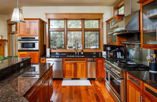 Fish Creek House | Large Group Luxury condo in the heart of Fish Creek
