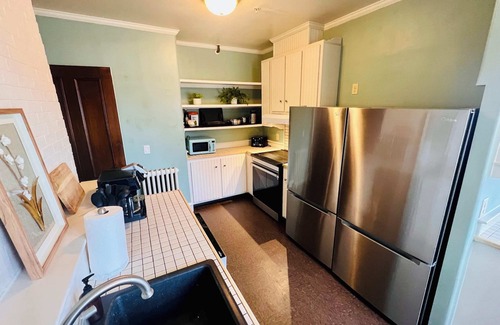 West End House | Large Historic Home for Holiday Hosting