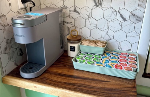 Helena House | Large home by Carroll Great Northrn Downtown & Civic Center, family/pet friendly