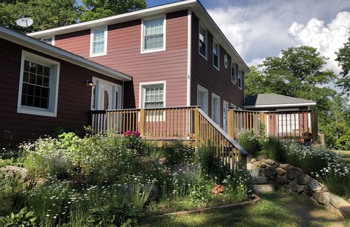 Harrisville House | Large home for families or groups