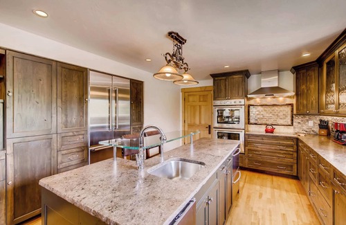 The Highlands House | Large Home, Sweeping Views! 2 miles to Main St!