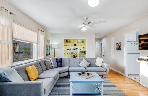 Cayucos House | Large home with game room & furnished deck with ocean & pier Views