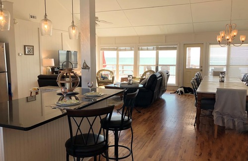 Edisto Island House | Large Hot Tub! Well maintained, recently updated Oceanfront, 7 BR home, Views!