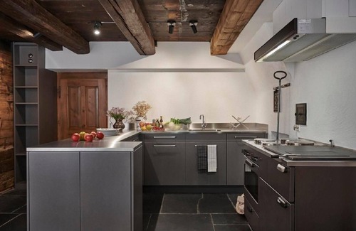 Elm Other | Large house - Foundation Holidays in a listed building