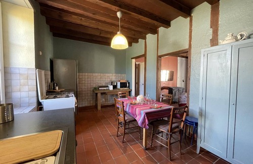 Chappes Cottage | Large house in Chappes with private pool and pets allowed