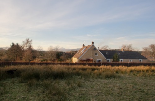 Glasgow House | Large house on a working farm