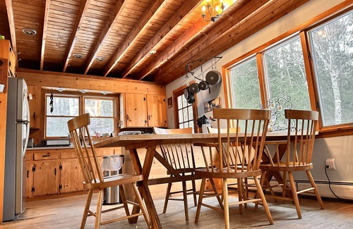 Moscow House | Large house with hot tub 5min from Stowe