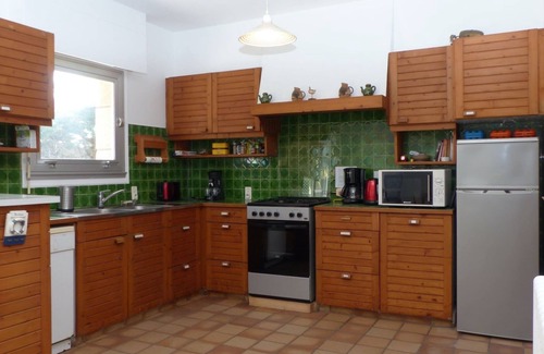 Saint-Philibert Villa | Large house with tennis court, beaches nearby