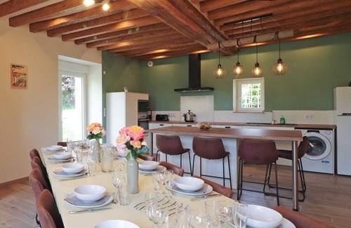 La Mesniere Cottage | Large house with foosball and accessible, up to 13 guests