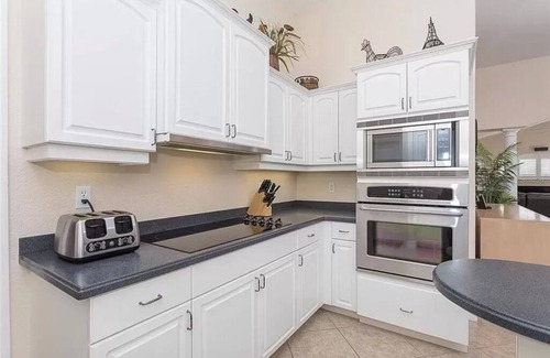 Pinehurst House | Large house with heated walk-in pool near beaches!