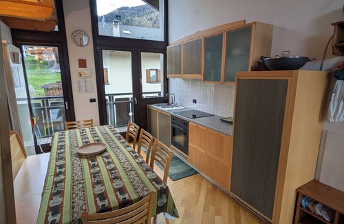 Oga Apartment | LARGE AND BRIGHT APARTMENT SPECTACULAR VIEW OF THE COUNTY OF BORMIO.