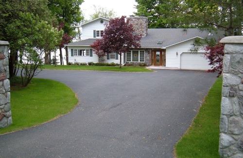 Cheboygan House | Large Lakefront Home on Burt Lake, ICE FISHING Hunting, fishing snow sking golf