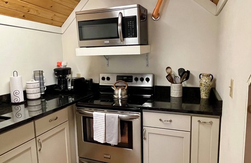Lake Placid Apartment | Large Loft Studio in Village