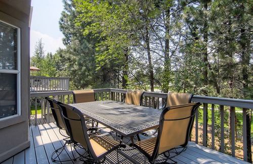 Cottonwood Heights House | Large & Luxurious Home w/Private Hot Tub, and Fireplace
