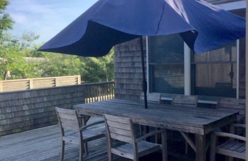 Seaview House | Large Luxury House right by the beach!