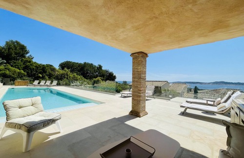 Guerrevieille Villa | Large luxury property, 900 m² living space, panoramic sea view