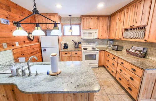 Warren House | Large multi-family ski home located on the slopes of Sugarbush Resort