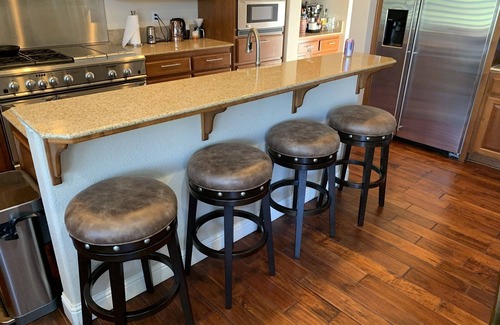 Napa House | Large Napa Valley luxury home, professional outdoor chef kitchen, pool and spa.