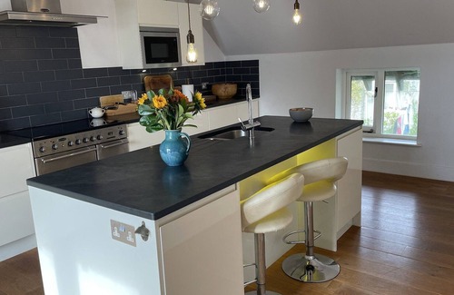 Aveton Gifford House | Large newly converted barn ideal for families with pets