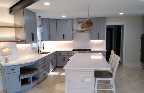Lansdowne Estates House | Large, Newly Remodeled Home - Close to Everything!