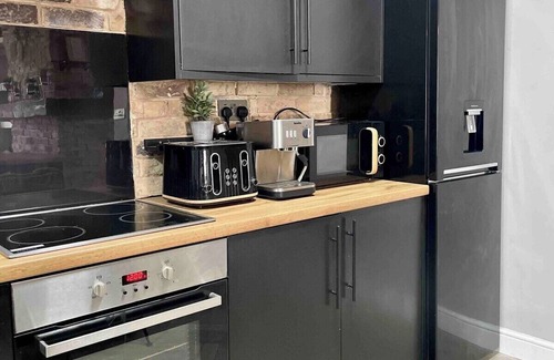 Hadfield House | Large Peak District National Park Holiday House