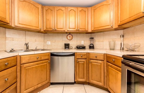 Galt Mile Resort | Large Private Suite in Oceanfront Resort Hotel - 2 Bed, 2 Bath, Full Kitchen