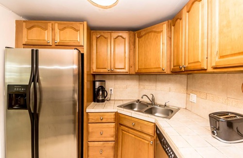 Galt Mile Resort | Large Private Suite in Oceanfront Resort Hotel - 2 Bed, 2 Bath, Full Kitchen