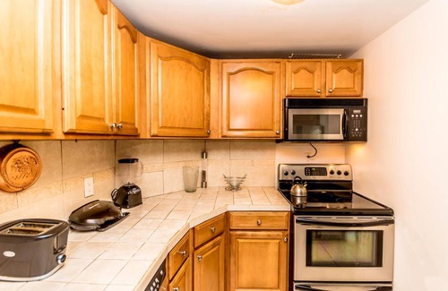 Galt Mile Resort | Large Private Suite in Oceanfront Resort Hotel - 2 Bed, 2 Bath, Full Kitchen