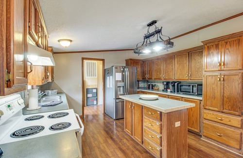 Spencer House | Large Private Yard: Home 16 Mi to Fall Creek Falls