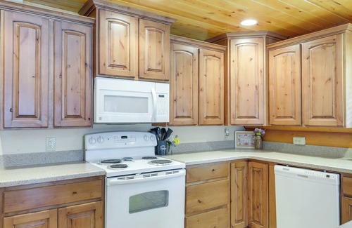 Sterling Cabin | Large Sterling Cabin < 1 Mi to Palisade State Park