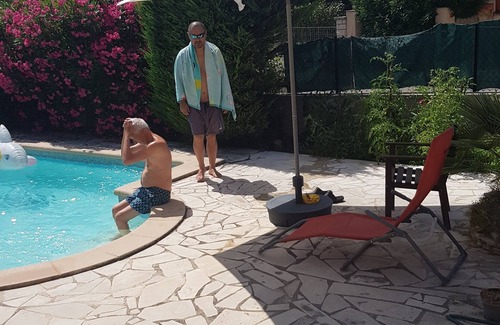 Aubagne House | Large Studio. 40m2. Terrace, Garden and Pool. Kitchen etc .