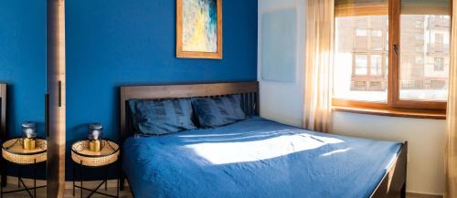 Shiligarnika Apartment | Large Stylish 2-bedroom apt, 2min walk to ski path, 7-8min walk to gondola
