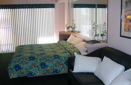 Florida Central Atlantic Coast Resort | Large suite with waterpark in Orlando near Disney, Universal Studio, Sea World