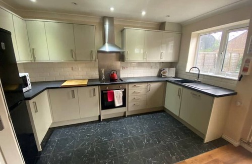 Southampton City Centre House | Large town house great city center location