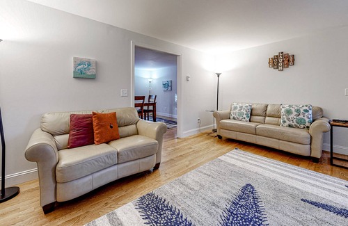 Harwich Port House | Large Updated Home Near the Beach with Deck & Grill - Perfect for a Family