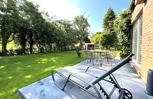 Rustersiel House | Large vacation home on the North Sea with 2 usable units for up to 13 people